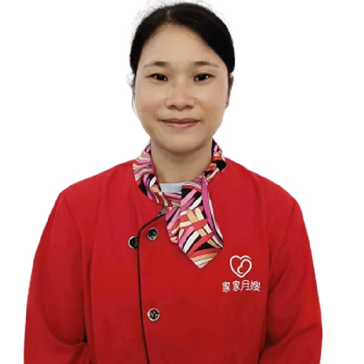 覃翠洁