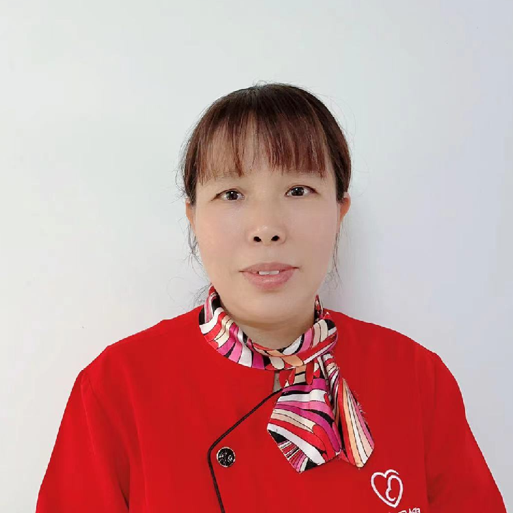 杨亚英