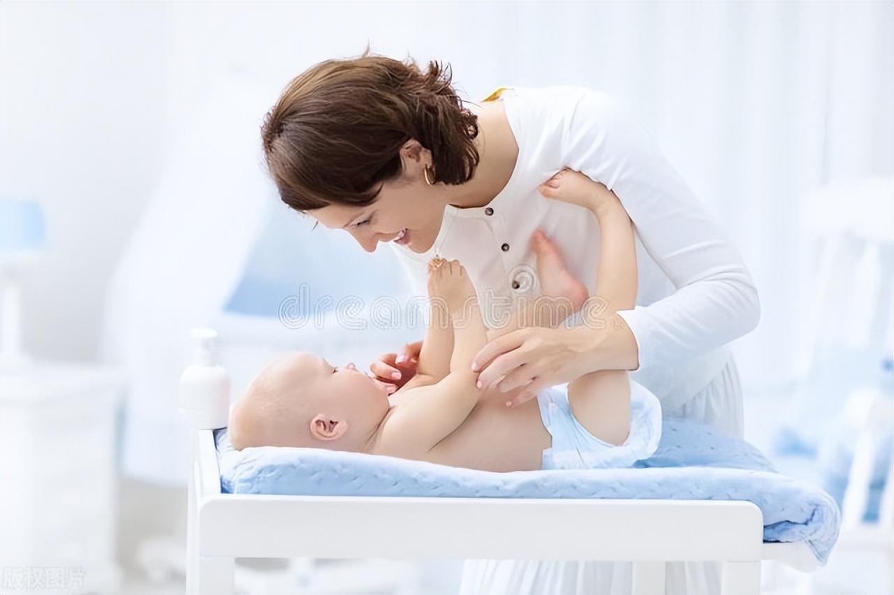 新生儿肺炎出院后,居家护理要如何做?