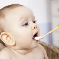6个月宝宝吃米粉中毒！给娃冲米粉的5个细节，家长千万要注意！