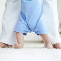 【家家母婴】宝宝常见的3种足部和走姿问题，超过这个年龄还有，家长要注意！