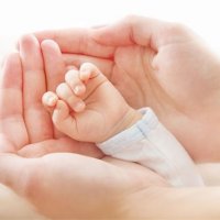 【家家母婴】孩子手上长倒刺是缺乏维生素？这件事该做起来了！