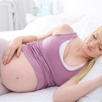 【家家月嫂】孕期有种折磨叫“睡觉”，孕妈应该怎么睡？